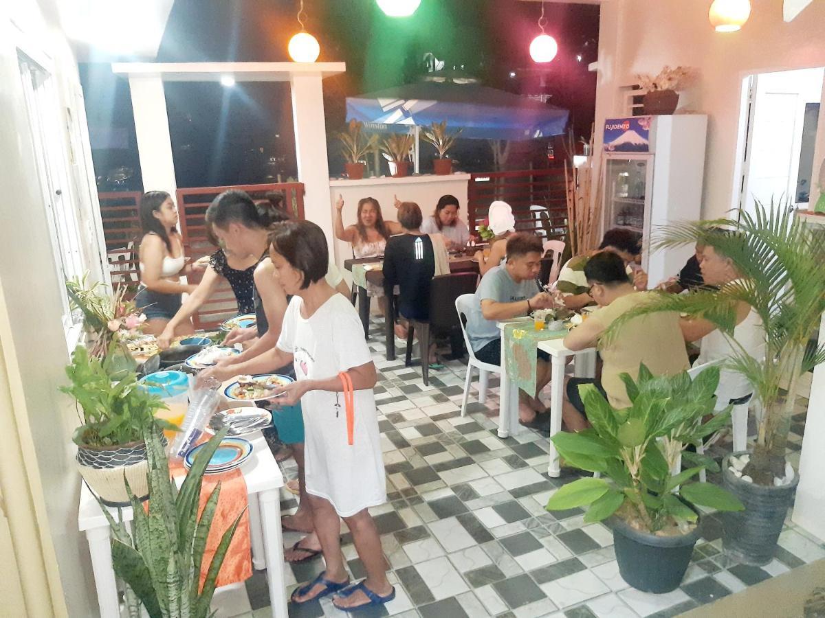 Sandstorm Lodge And Cafe Puerto Galera Exterior foto